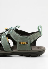 Keen CLEARWATER CNX  - Trekkingsandale - mineral blue/yellow