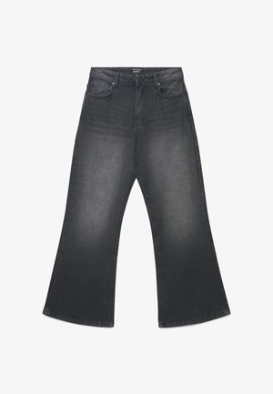 Jeans di denim nero a gamba larga con vita alta, chiusura con bottoni e classico design con cinque tasche e lievi sfumature. Taglio elegante per il massimo comfort.