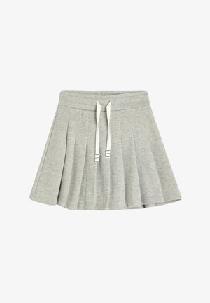 Falda gris con pliegues, hecha de una tela suave, que presenta una cinturilla elástica ancha y cuerdas blancas con costuras de acento verde.