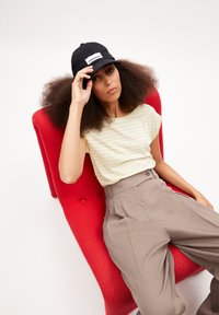 ARMEDANGELS JILAANA STRIPES  - T-shirt print - pastel green oatmilk