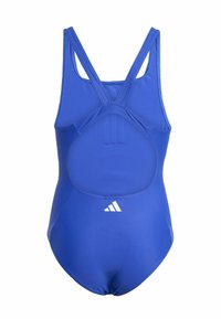 Plavi jednodijelni kupaći kostim s dizajnom racerback, izrađen od glatkog tkanja. Na leđima ima tri bijele pruge i mali bijeli logo.