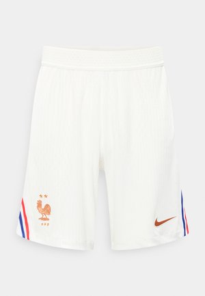 Pantalones cortos deportivos blancos con el logo de la Federación Francesa de Fútbol y el swoosh de Nike, con franjas rojas y azules en los laterales.