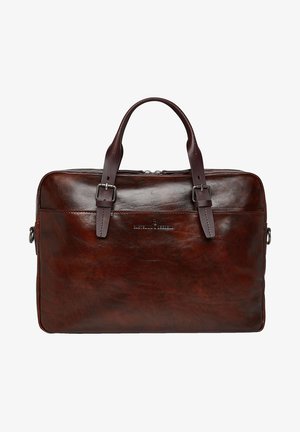 Braune Leder-Laptoptasche mit zwei oberen Tragegriffen, silbernem Beschlag und Reißverschluss. Verfügt über eine glatte, polierte Oberfläche und minimalistische Markenkennzeichnung.