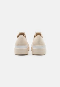 Tamaris - Sneakersy niskie