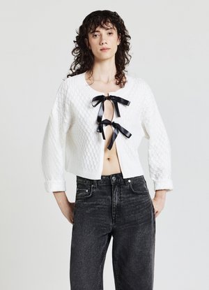 Calliope CON FIOCCHI - Gilet - bianco lana