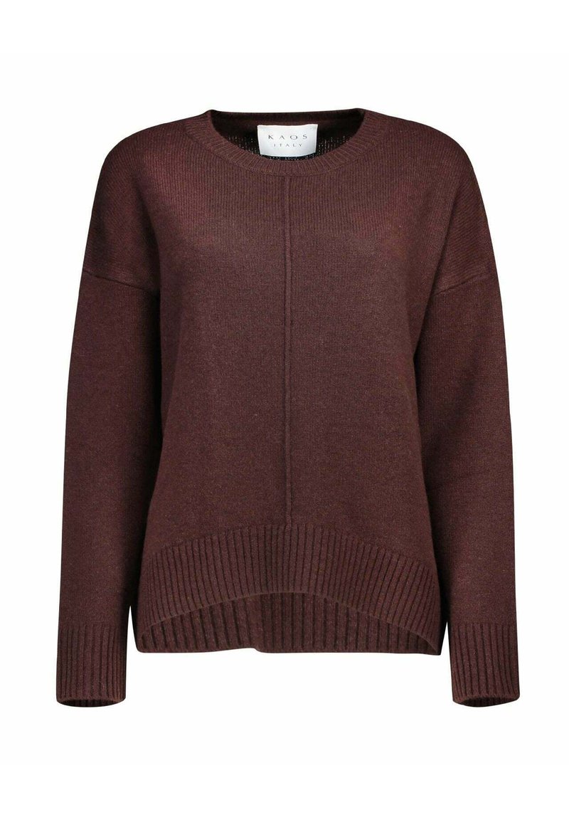 Bordeauxrode gebreide trui met een ronde hals, afgezakte schouders en een geribde zoom. Heeft subtiele naaddetails aan de voorkant.