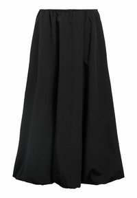 Jupe maxi noire avec une taille élastique et un tissu fluide et texturé, présentant une taille haute et une silhouette large et froncée.