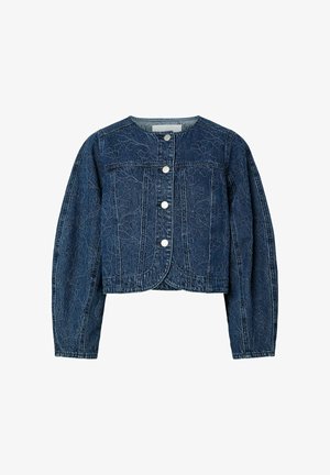 Tmavě modrá džínová bunda s květinovým prošíváním, kulatým výstřihem, předními stříbrnými knoflíky a dlouhými rukávy.