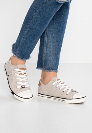 Mustang Sneaker low - hellgrau