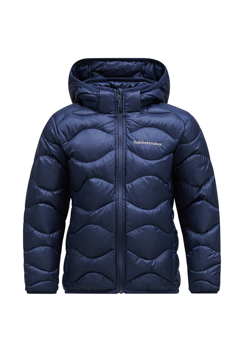 Giacca imbottita di colore blu navy con un motivo a onde trapuntato, cappuccio, zip frontale e logo Peak Performance sul petto. Finitura in tessuto liscia.