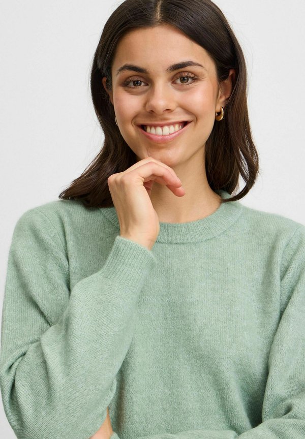 FRELLIS PU 1 - Jumper4