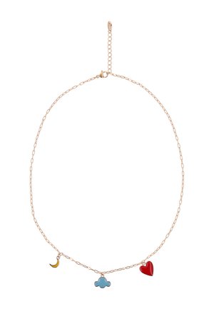 Złoty naszyjnik z łańcuszkiem ozdobionym równomiernie rozmieszczonymi zawieszkami w kształcie małego czerwonego serca, niebieskiej chmurki i żółtego półksiężyca.