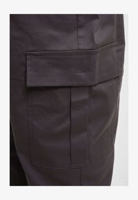 Unausgewählt, anthracite