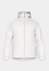 Valkoinen huppari, jossa on sileä ja kiiltävä pinta, täydellä etuvetoketjulla ja raglan-hihalla. Ei näkyviä kuvioita tai koristeita.