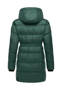 Groene pufferjas met capuchon, voorzien van een gewatteerd patroon, elastische tailleband en ribgebreide manchetten. Glad textuur en middellange ontwerp.
