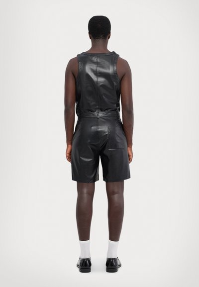 STUDIO ID KOBE BASKET - Σορτς - black