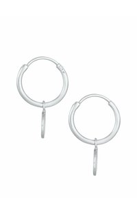Pendientes de aro de plata con un acabado liso y pulido. Cada pendiente presenta un pequeño acento circular colgante. Marcados con "925" para plata de ley.