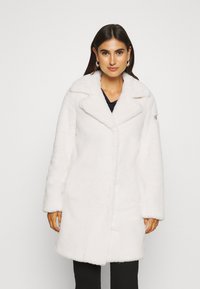 Frieda Freddies Fake Fur Mantel Moon River Mit Kuscheligem Kragen Winter Coat Off White Off White Zalando Ie