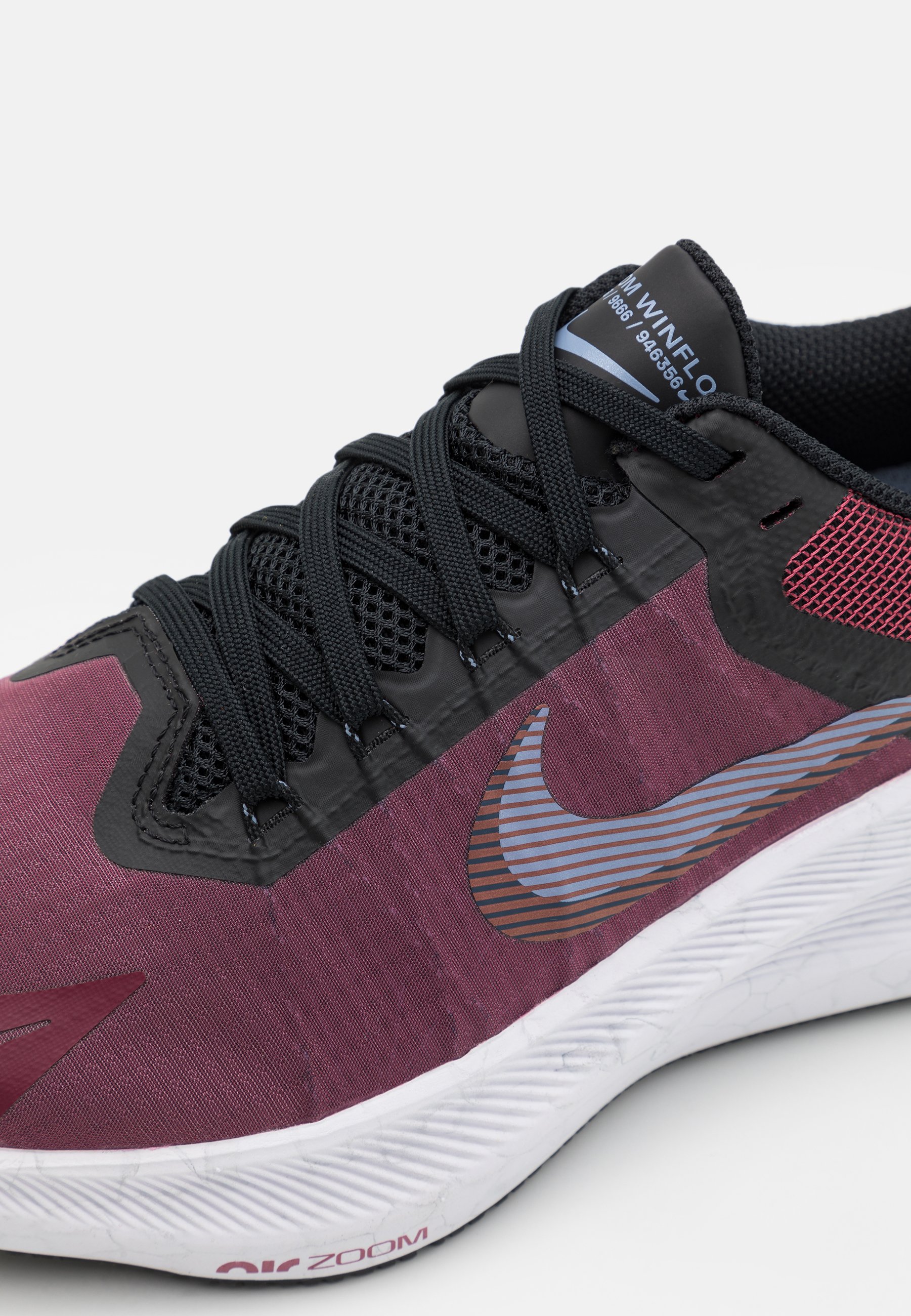 Nike Performance ZOOM WINFLO 8 - Neutral running shoes - dark beetroot/dark  pony/black/ashen slate/thunder blue/white/berry - Zalando.co.uk