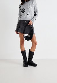 ONLY Stickad tröja - light grey