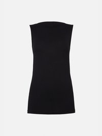 Top senza maniche nero realizzato in tessuto leggero. Presenta un colletto rotondo e una superficie liscia con una silhouette aderente.