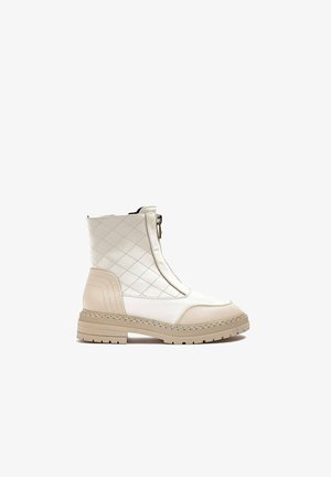 Ankle boots - cream