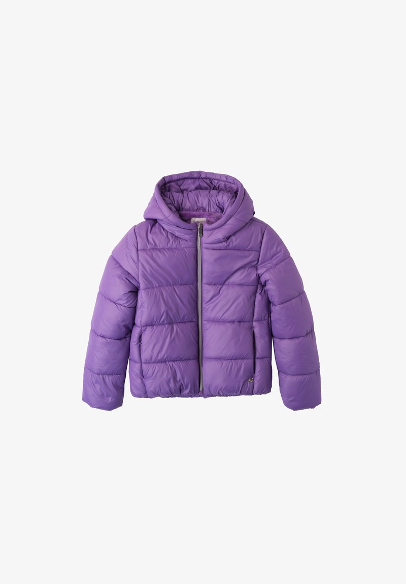 Lila Puffermantel mit Kapuze, ausgestattet mit einem gesteppte Design, Reißverschluss vorne und elastischem Saum sowie Bündchen für Wärme und Komfort.