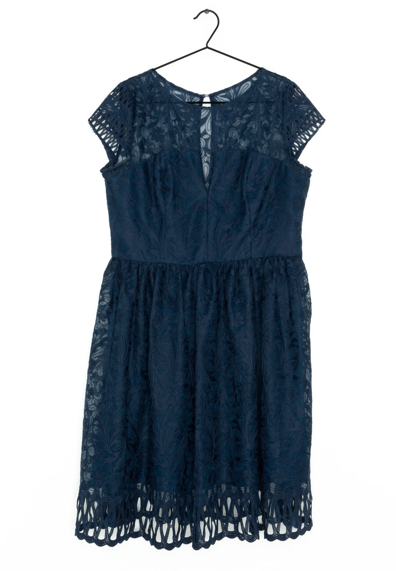 Chi Chi London Vestito casual - blue