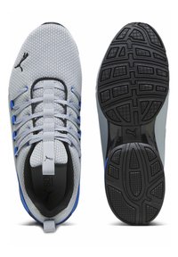 Puma AXELION REFRESH - Tenisice za cestovno trčanje - cool mid gray ultra blue black