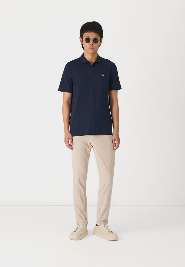 STACE - Chinos - moonbeam3