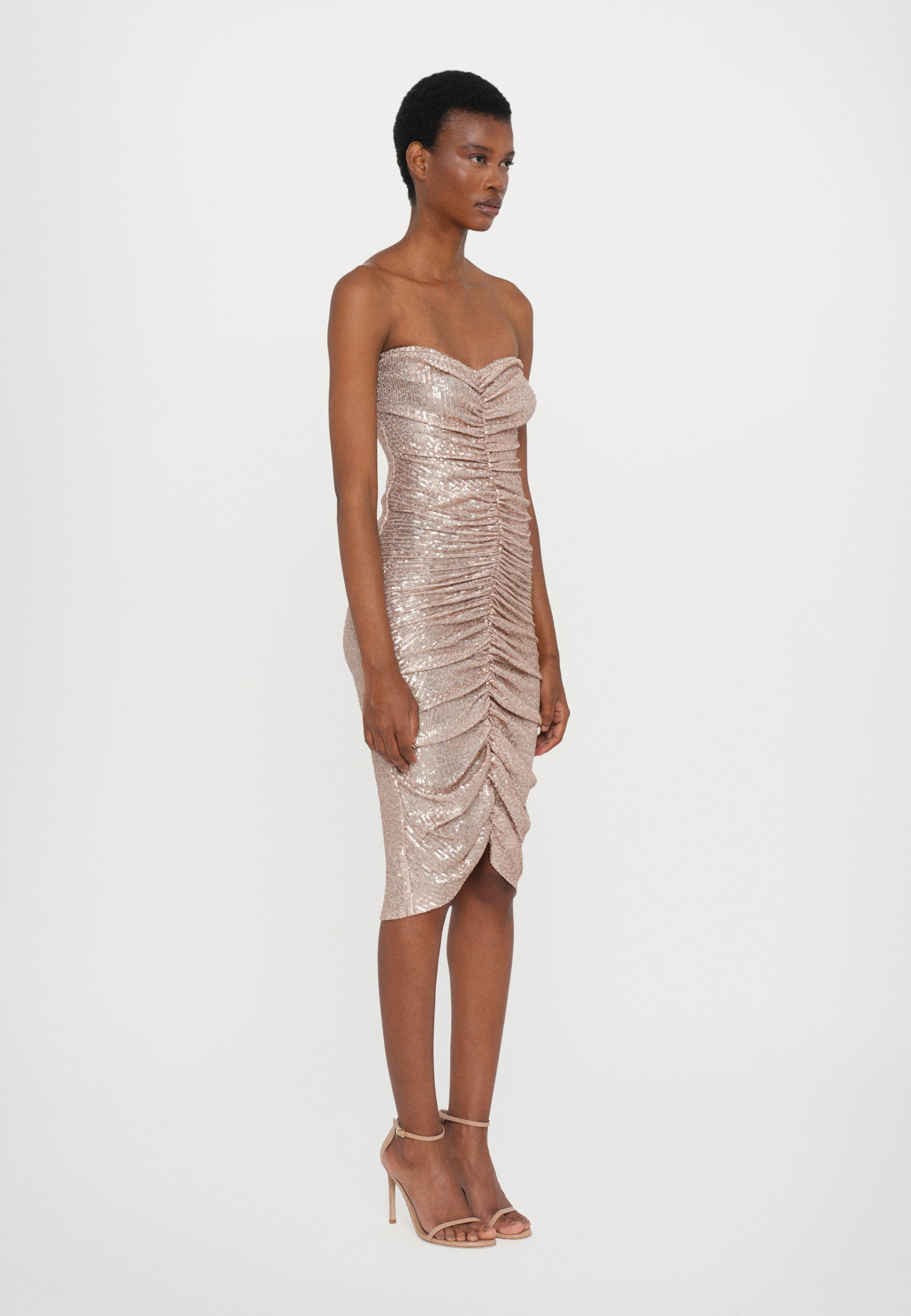 Norma Kamali STRAPLESS SHIRRED FRONT DRESS TO KNEE