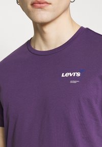 Levi's® Camiseta estampada - purple