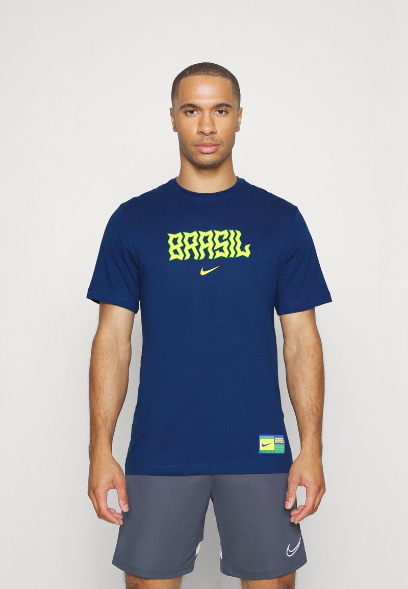 Nike Performance BRASILIA CBF WC22 TEE Club Wear Coastal Blue blue nike-performance-brasilia-cbf-wc22-tee-club-wear-coastal-blue-blue