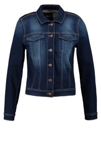 Mörkblå denimjacka med knäppning, två bröstfickor och kontrasterande sömmar. Har en klassisk krage och långa ärmar.