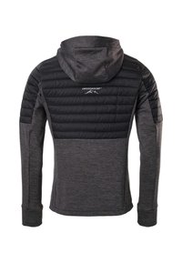 Αντρικό σκούρο γκρι softshell μπουφάν με μαύρα καπιτονέ πάνελ στους ώμους και το άνω μέρος της πλάτης, κουκούλα και λογότυπο Swedemount στην πλάτη.
