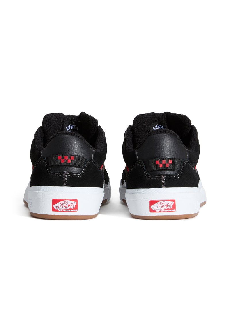 Vans Skateboardové boty - black