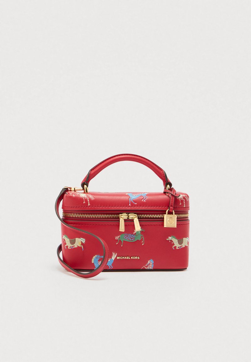 Borsa a mano in pelle rossa con motivi di cavalli colorati, ferrature dorate, chiusura a zip e tracolla removibile. Dotata di manico superiore per il trasporto.