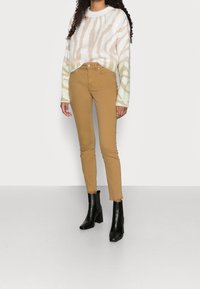 ONLY Petite Kalhoty - brown