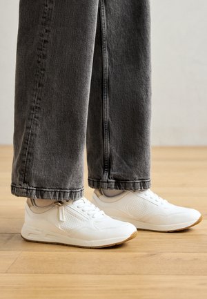 BULMYA - Trainers - white