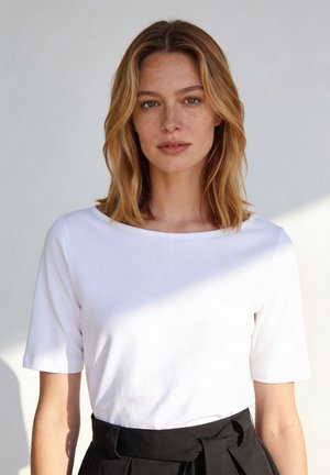 More & More KLASSISCHES  - T-shirt basique - white
