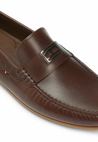 Tommy Hilfiger HARDWARE DRIVER - Mokkasiner - legacy brown
