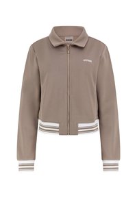 Bijgesneden beige jas met een ritssluiting aan de voorkant, kraag, witte en donkerbruine gestreepte accenten op de manchetten en zoom, met een klein logo.