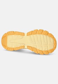 Skechers Sneakers - yellow