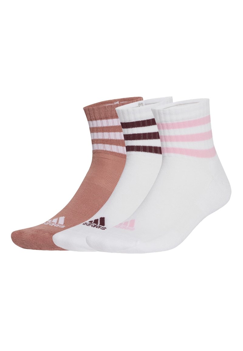 Tres pares de calcetines de tobillo: uno rosa claro, uno blanco con rayas rosas y uno marrón con rayas marrón oscuro. Material de mezcla de algodón.