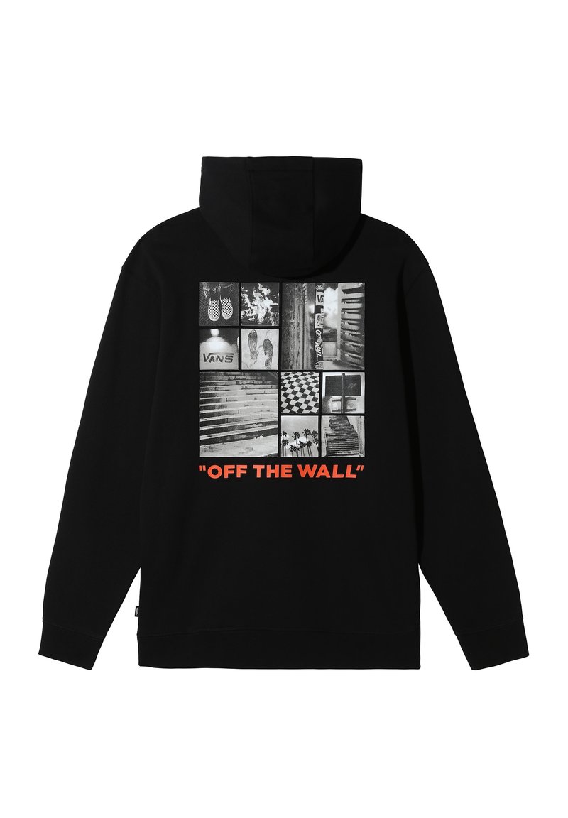 Sudadera negra con un collage gráfico de imágenes en monocromo en la parte posterior, que presenta el texto "OFF THE WALL" en naranja. Tela suave, corte estándar.