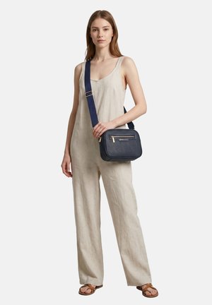 Gian Marco Venturi, GIAN MARCO VENTURI CROSSBODY BAG - Umhängetasche - ivone
