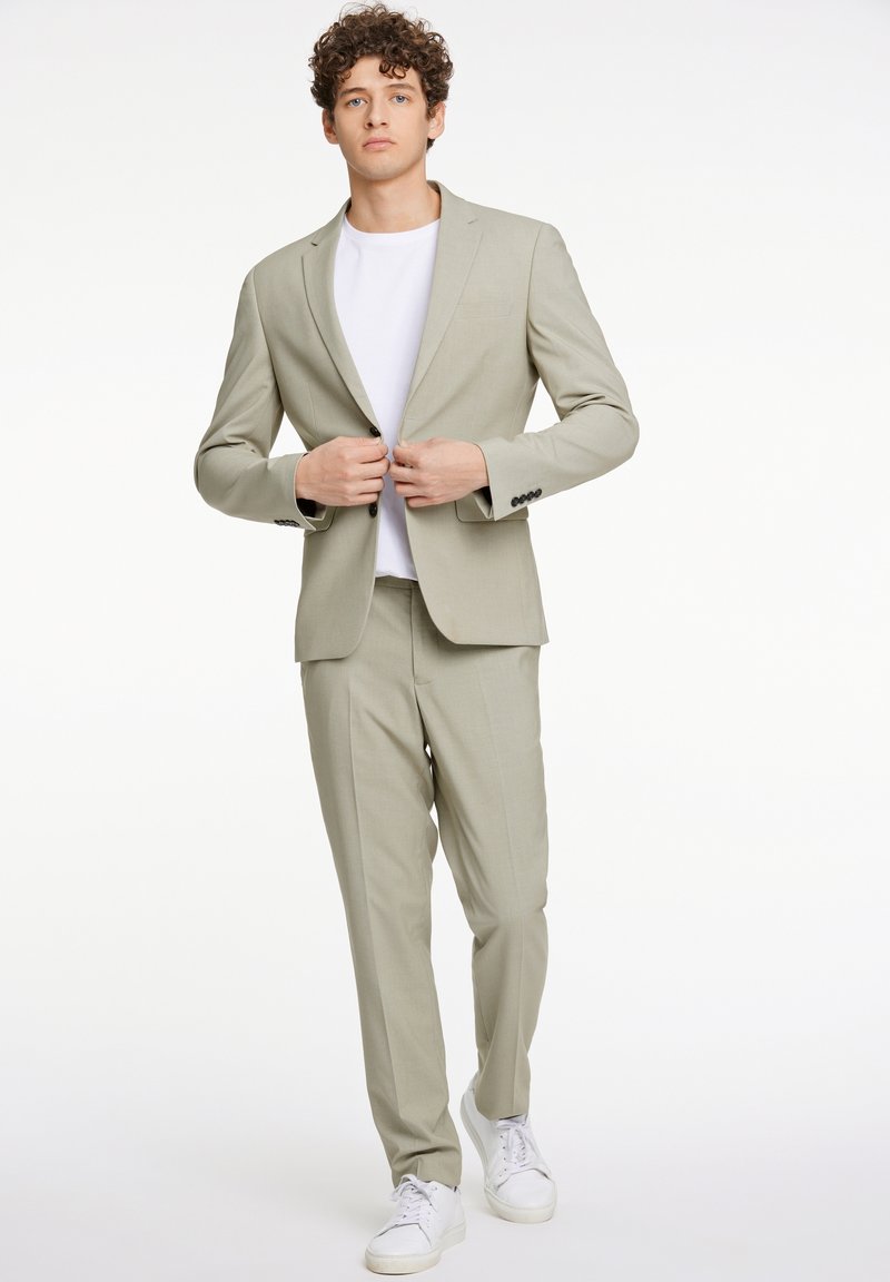 Lindbergh PLAIN  - Completo - dusty olive