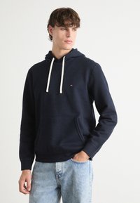 Tommy Hilfiger ESSENTIAL HOODY - Luvtröja - desert sky