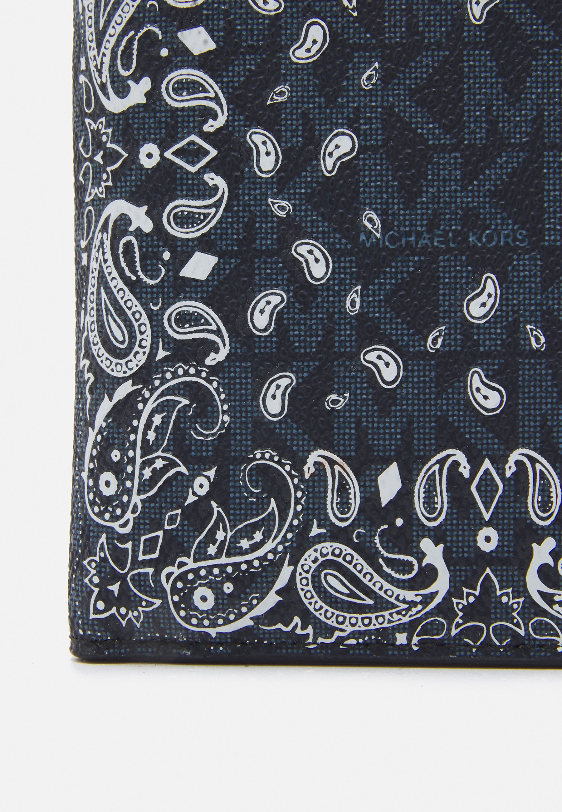 michael kors admiral wallet