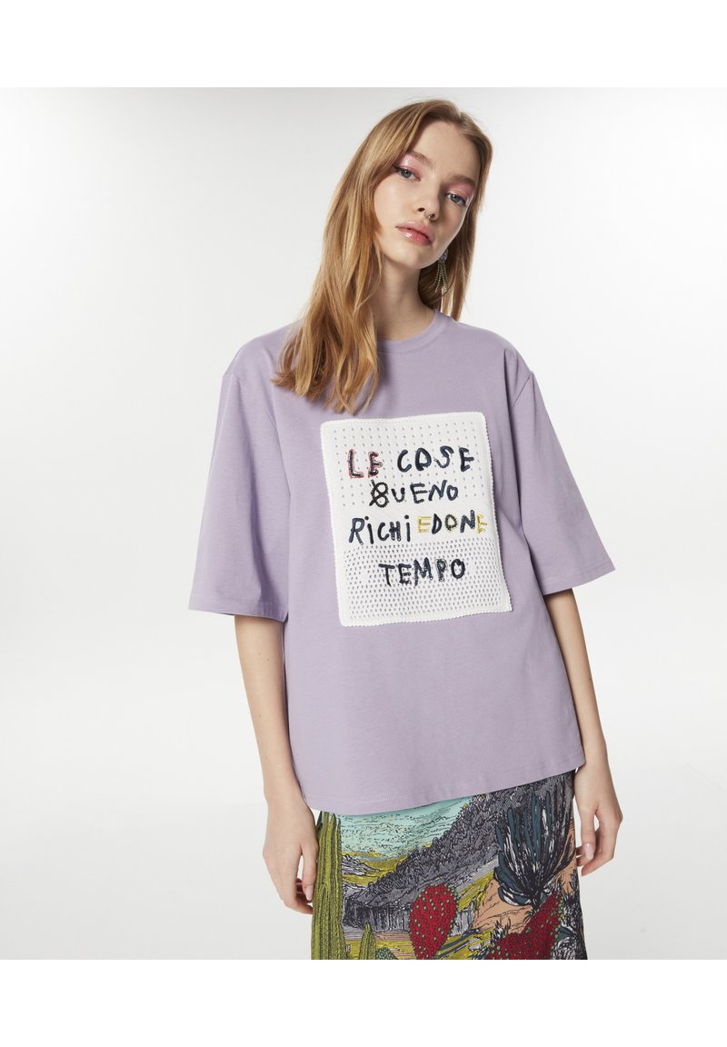 Street One Maglietta Donna Con Stampa | Modello A321676 | Colore Bellflower Lilac | Taglia 40 | Scollo Rotondo Con Spacco - 2